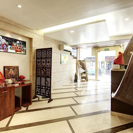 Hotel Neu Villa - Near Connaught Place & New Delhi Railway Station Luaran gambar