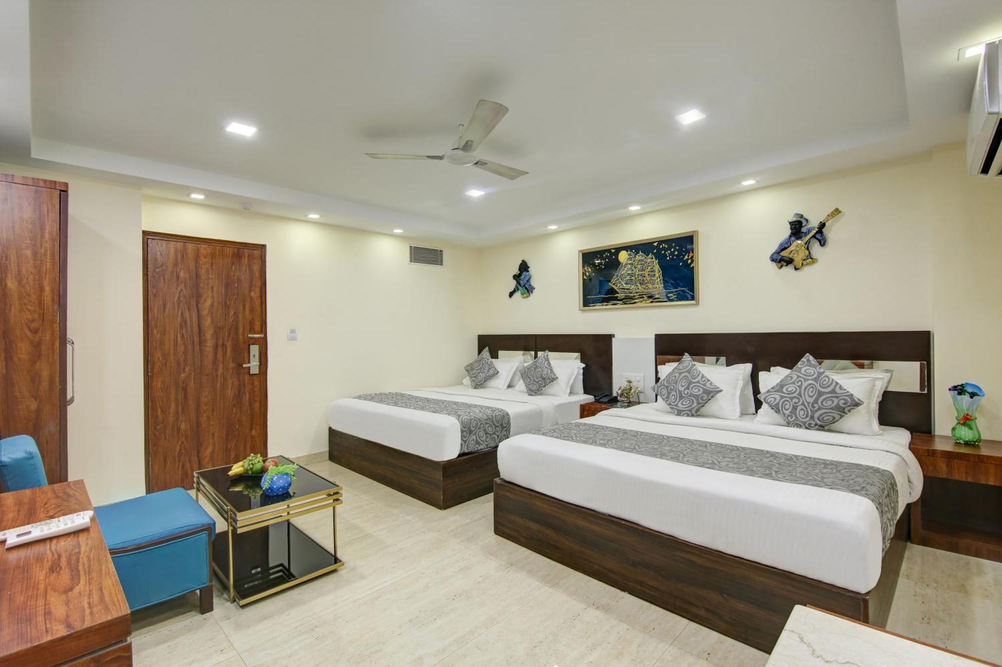 Hotel Neu Villa - Near Connaught Place & New Delhi Railway Station Luaran gambar